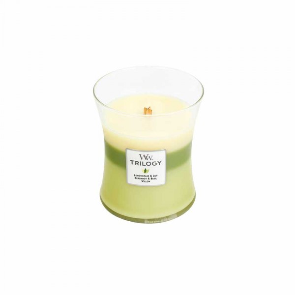 Candela con tripla essenza profumata: medium garden oasis Candela con tripla essenza profumata: medium garden oasis