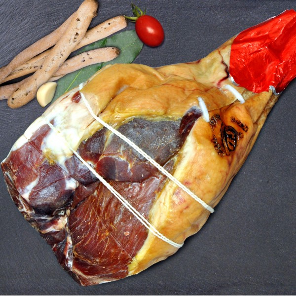 Prosciutto crudo San Daniele addobbo senza osso kg.8,3 circa stagionatura 18 mesi